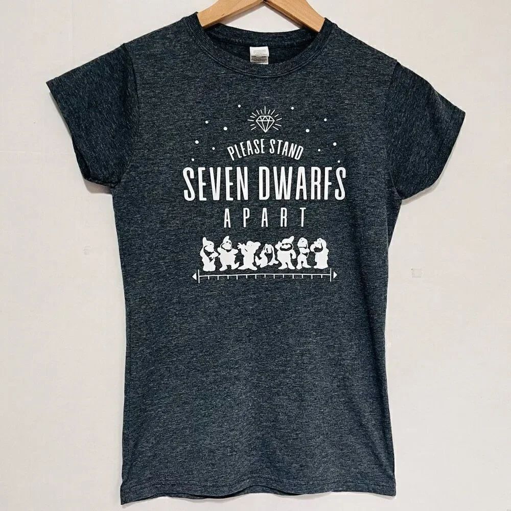 No Brand Tee Shirt   “ Please Stay Seven Dwarfs Apart “   Sz S   GUC